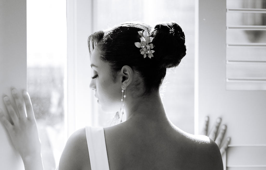 bridal hair combs and hair vines for wedding hairstyles