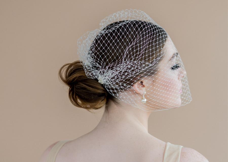 pearl inspired bridal collection of wedding dress accessories