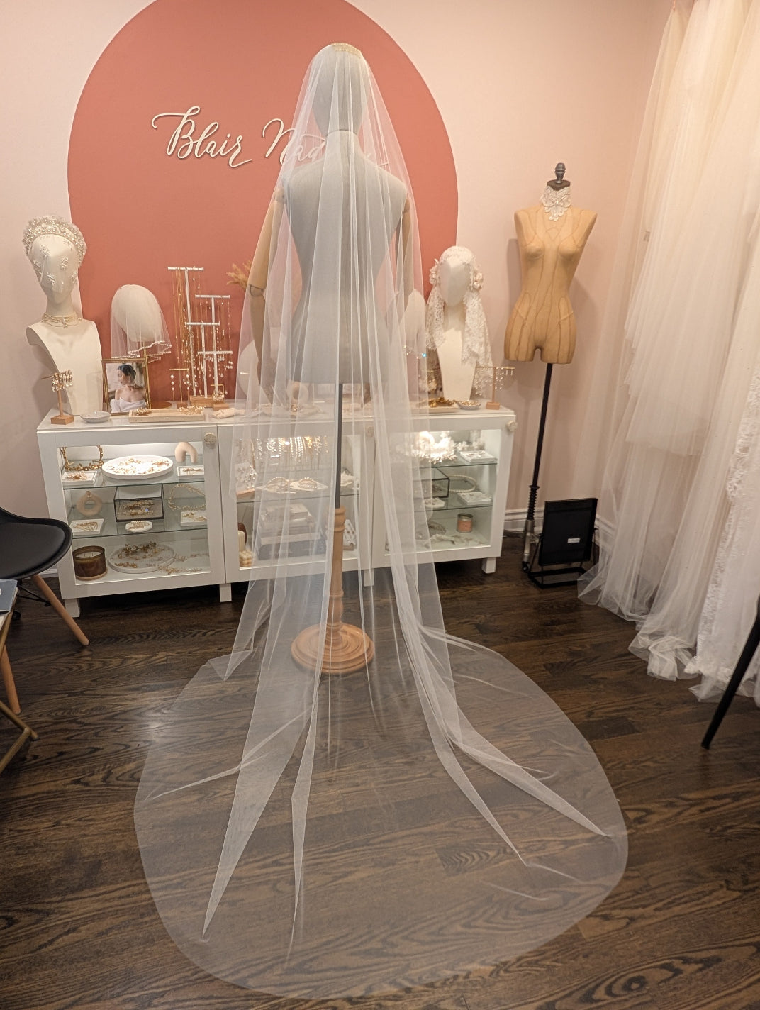 DELPHINE Wedding Drop Veil