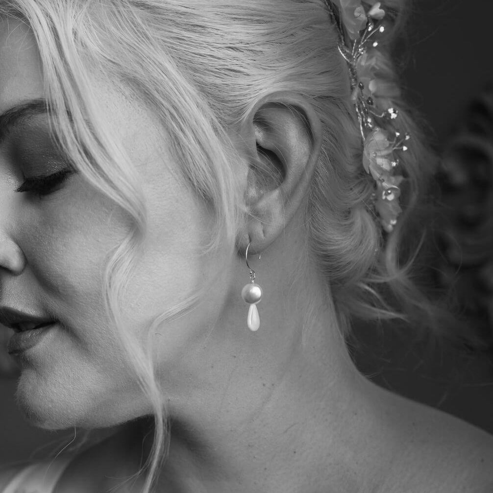 simple classic pearl drop earrings for brides in canada