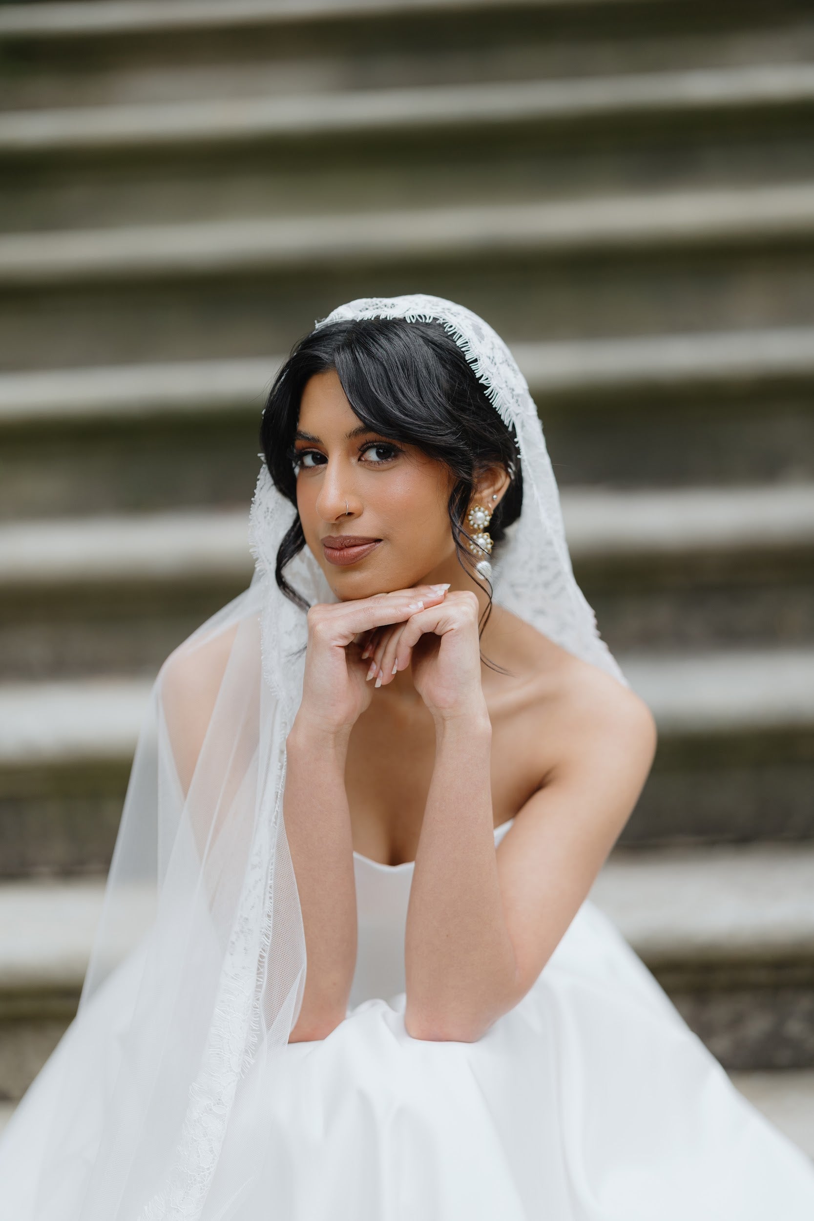 CASSIE Lace Trim Mantilla Veil