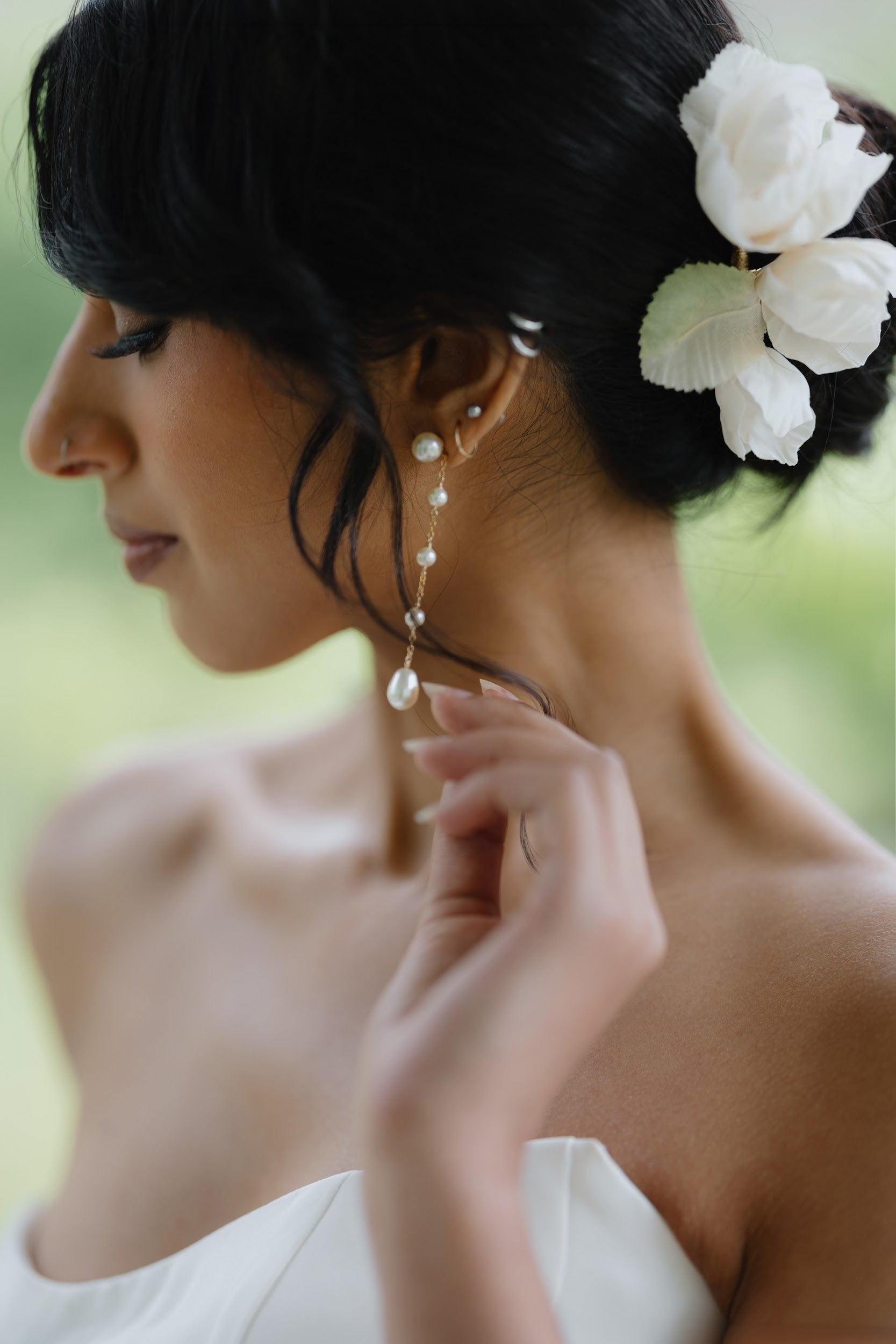 LYNKHAN Long Teardrop Pearl Dangle Earrings