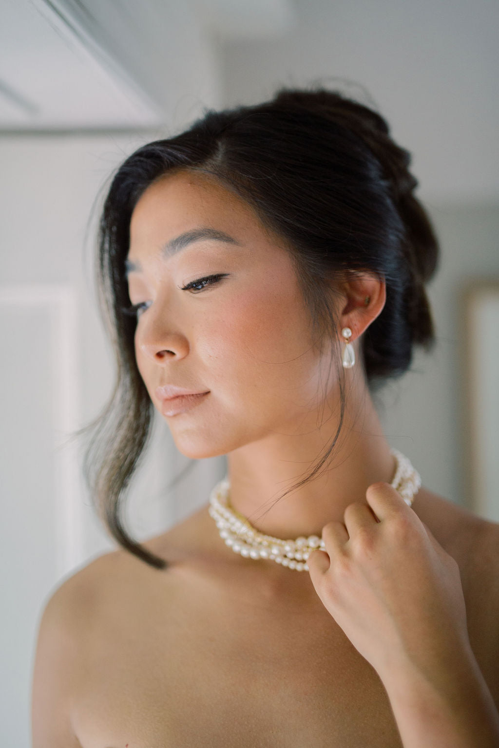 SHAINA Teardrop Pearl Earrings