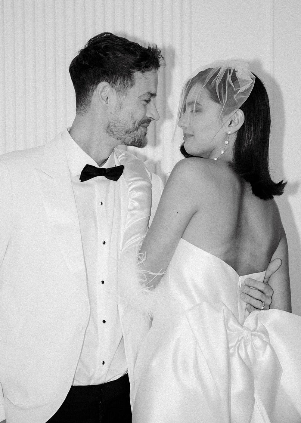 elopement style small wedding veil for brides