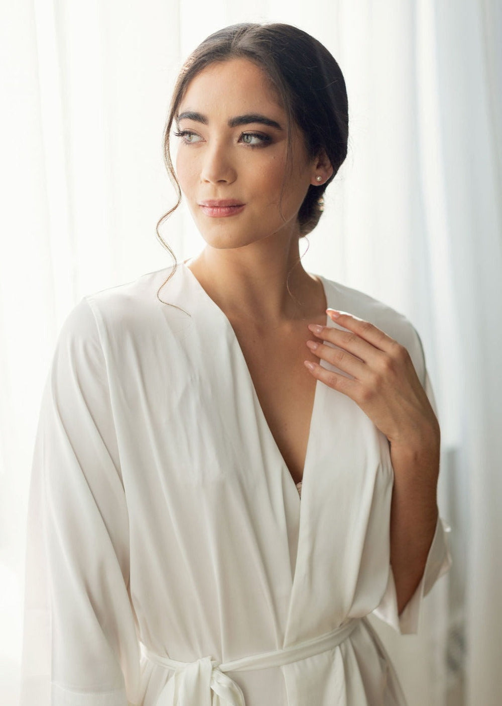 simple pearl earrings for bridesmaids gifts