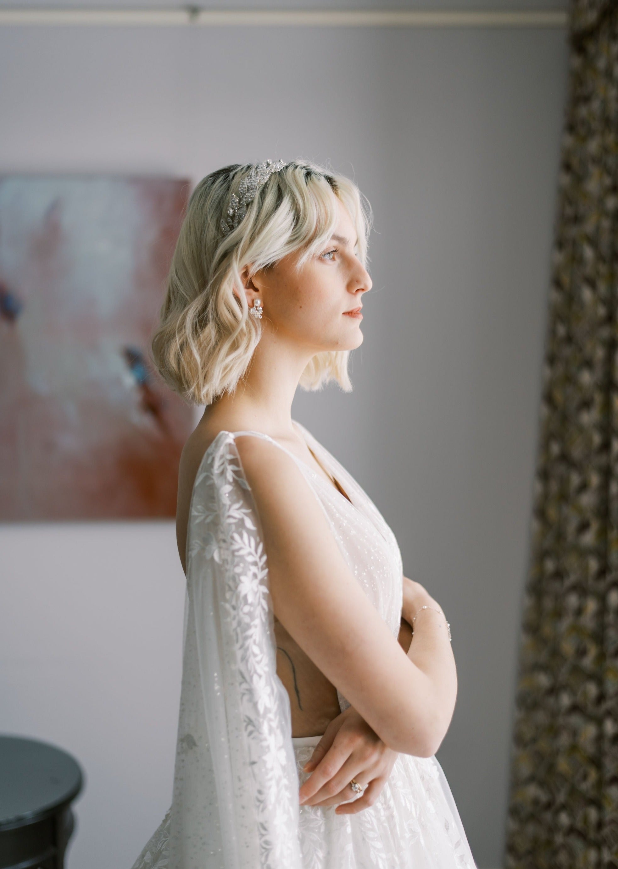 sparkle crystal headband for wedding hairstyle