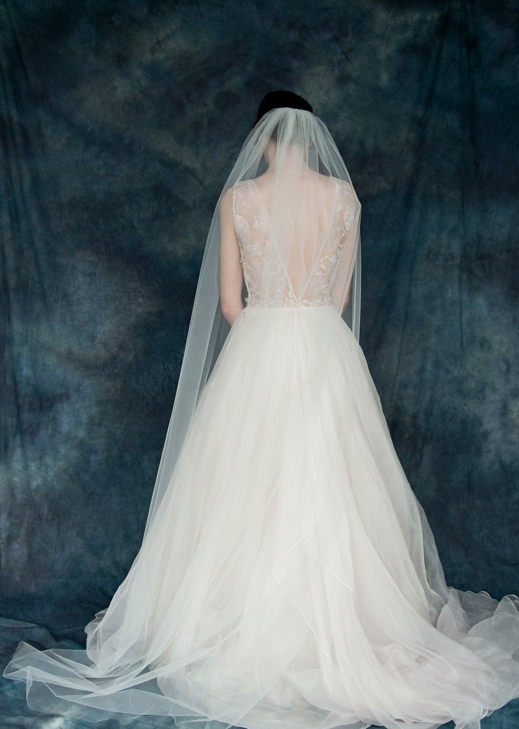 simgle narrow wedding veil with comb for toronto weddings