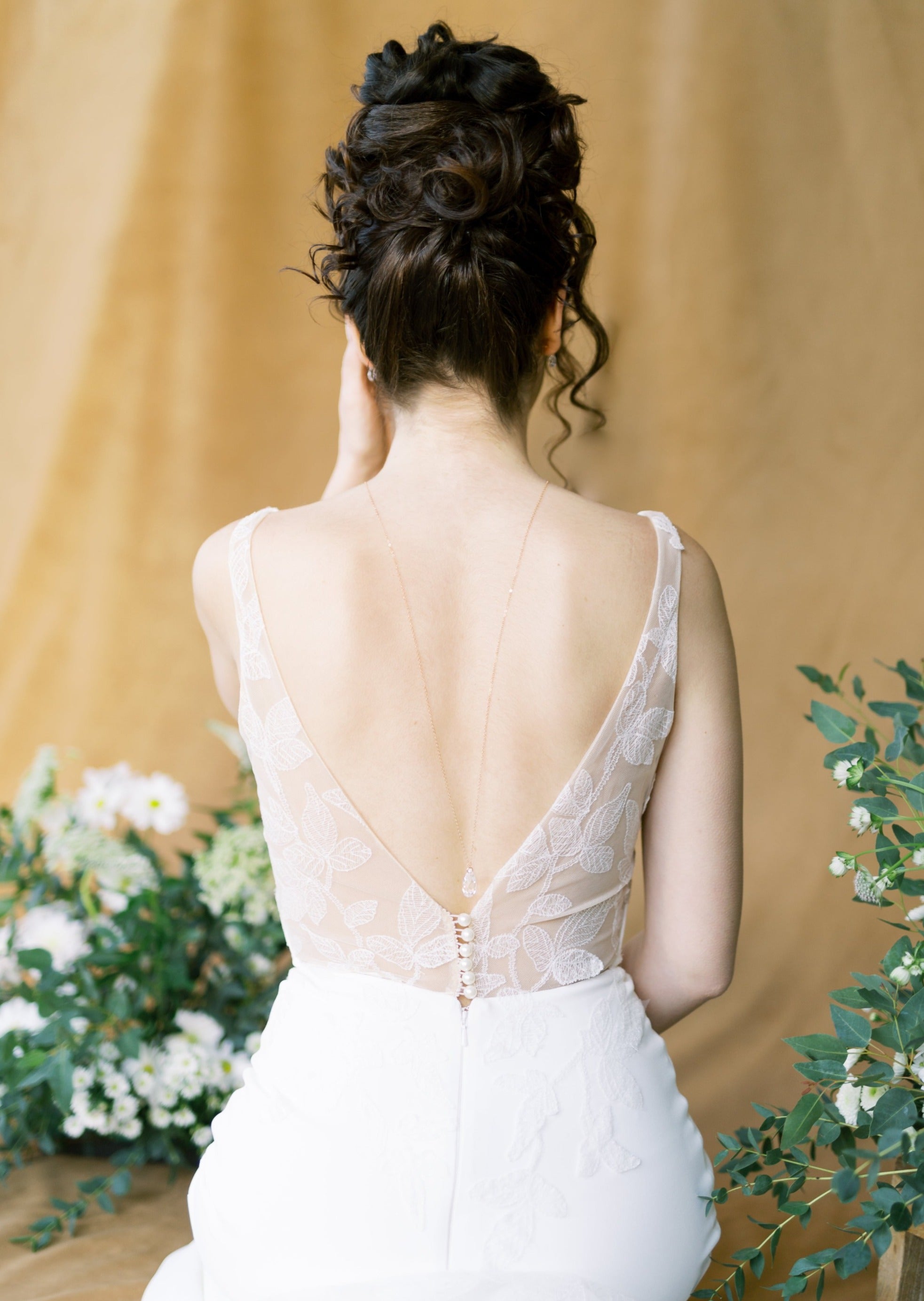 statement bridal backdrop jewelry for weddings in canada