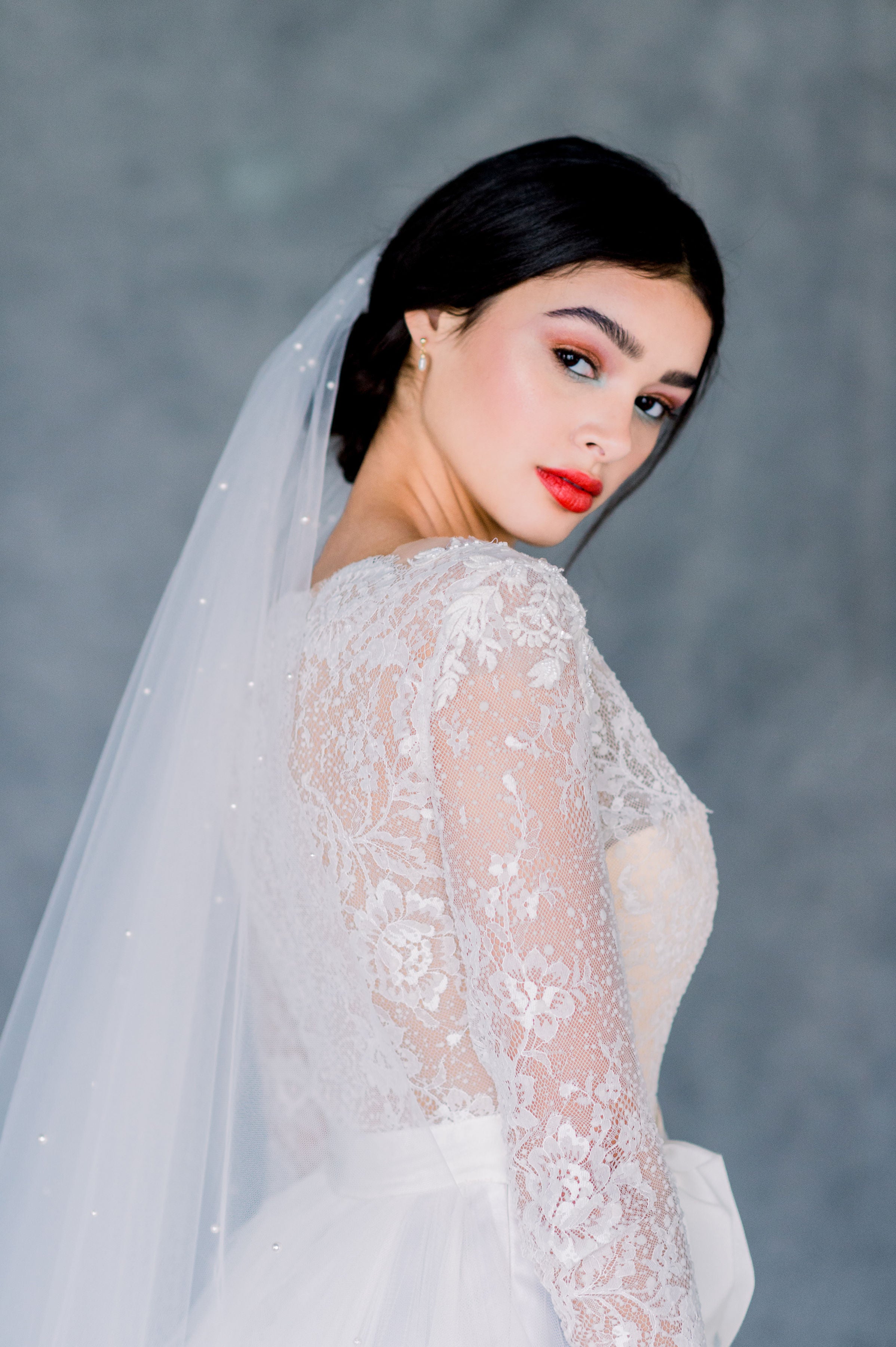 CADENCE Pearl Bridal Drop Veil