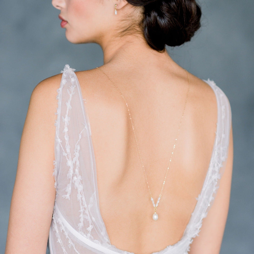 deep v freshwater pearl bridal back drop necklace for open back wedding dresses. made in toronto canada by Blair nadeau bridal adornments