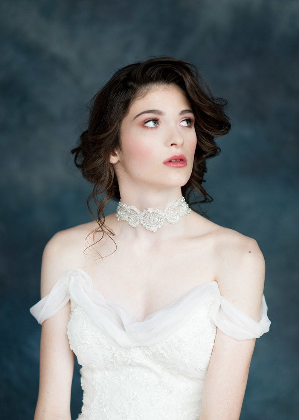 romantic lace wedding jewelry for canadian brides