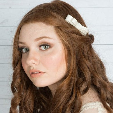 small handmade silk taffetta double layer hair bow on hairpin. made in canada by blair nadeau