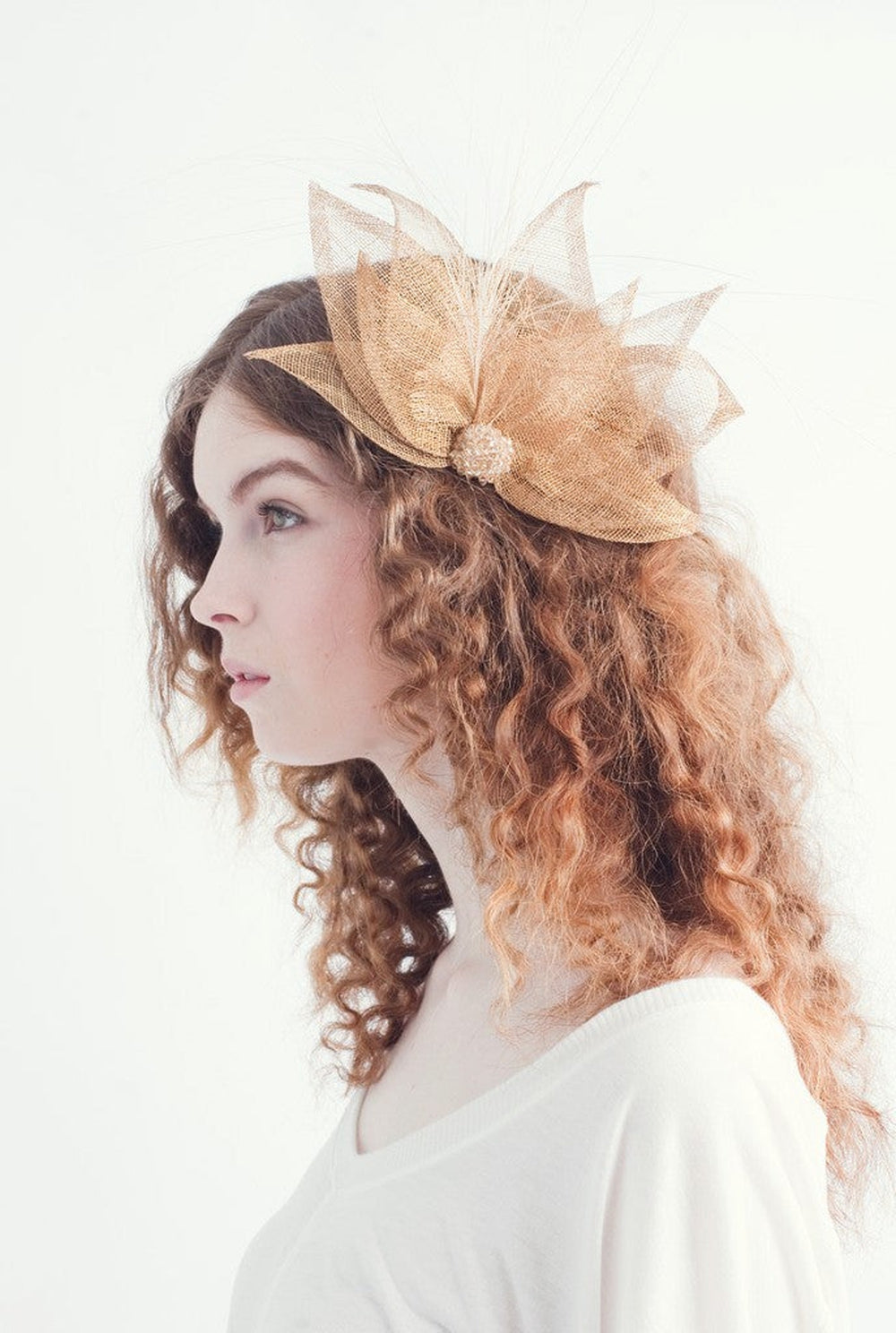 LADY KARAT Sinamay and Feather Bridal Fascinator