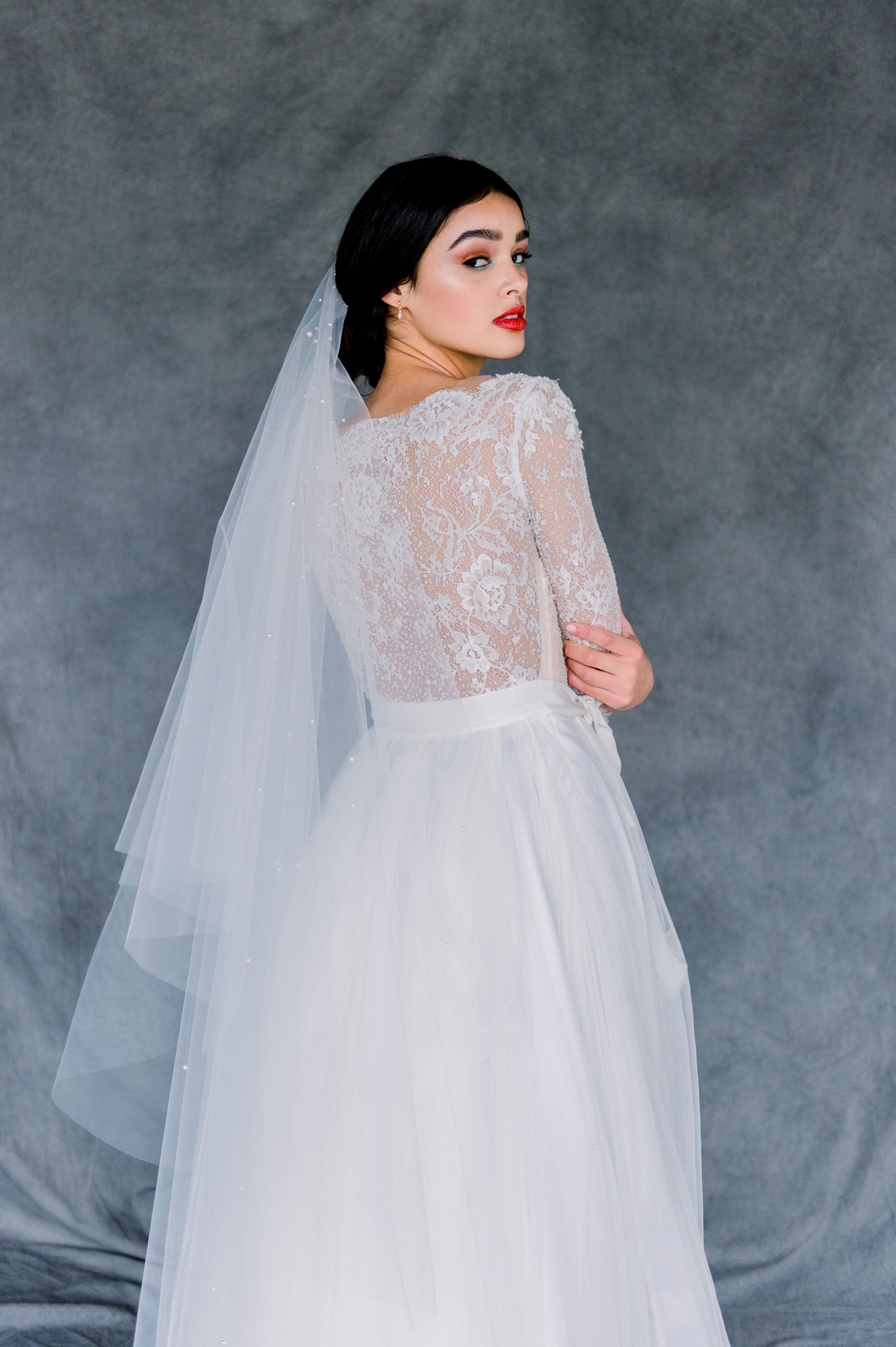 CADENCE Pearl Bridal Drop Veil